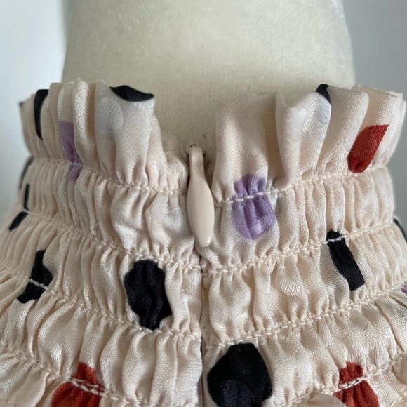 Ann Taylor polka dot smocked neck shell top light heirloom women's size MP - Picture 3 of 7